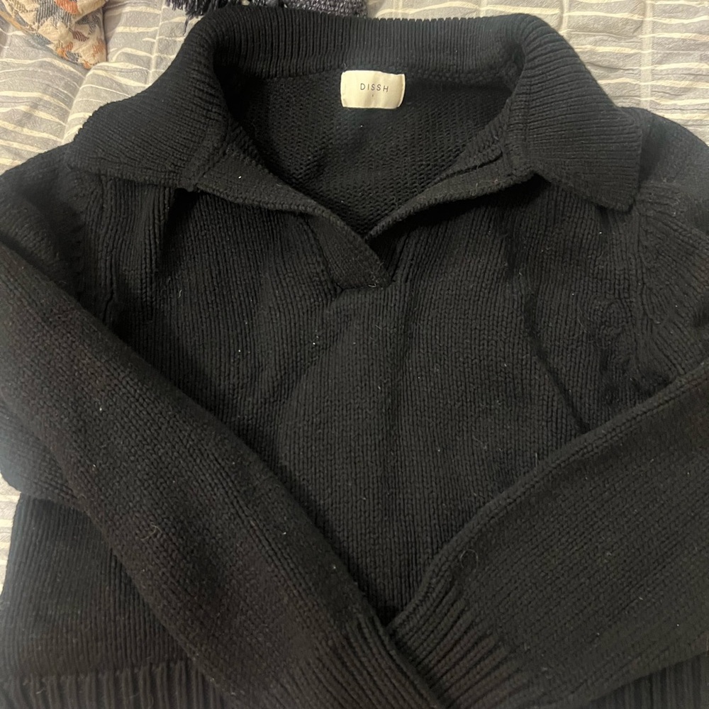 DISSH Black V-Neck Sweater - Picture 2 of 5
